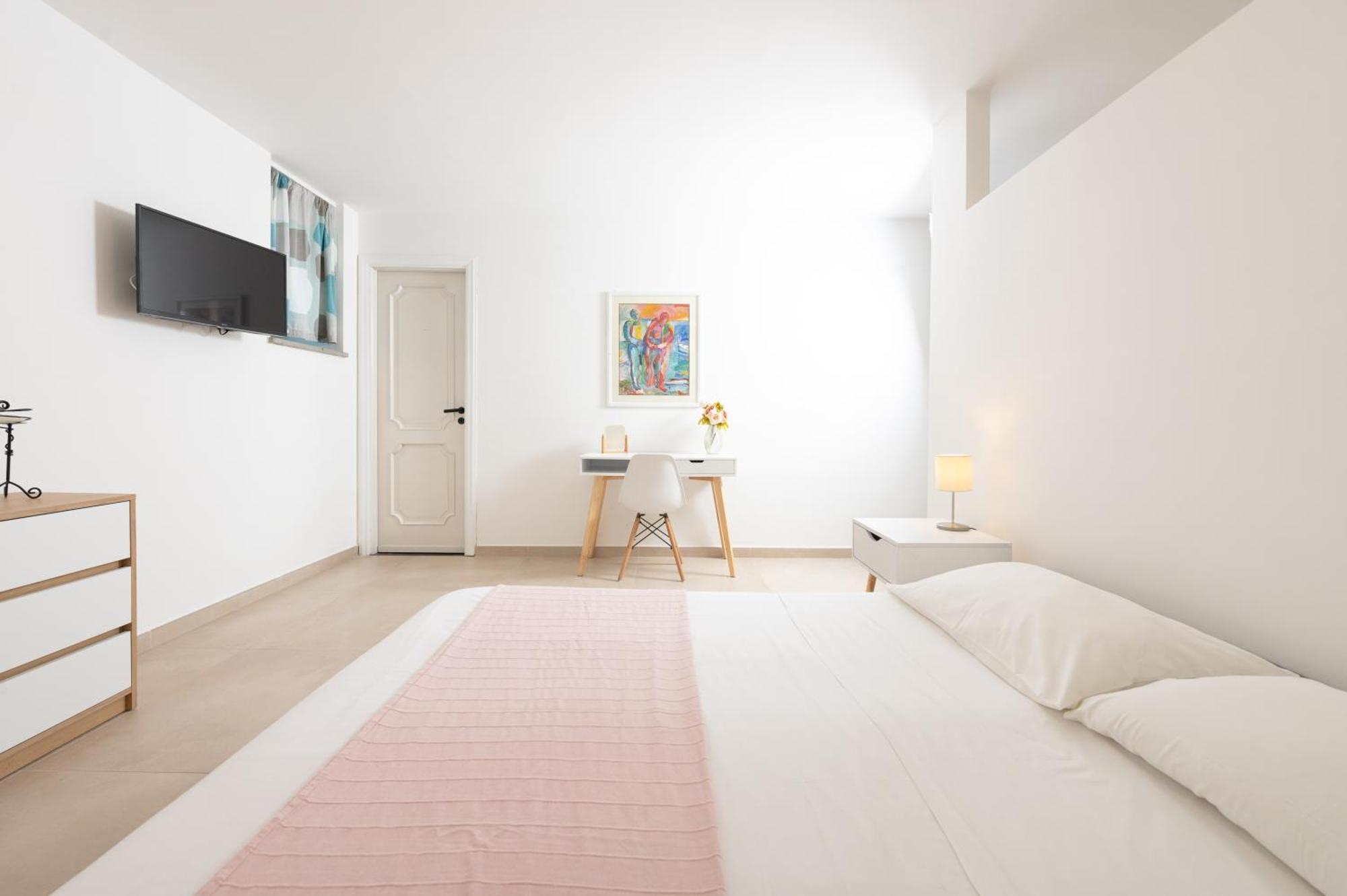 פרוסידה Gioia 13 Rooms & Apartments מראה חיצוני תמונה