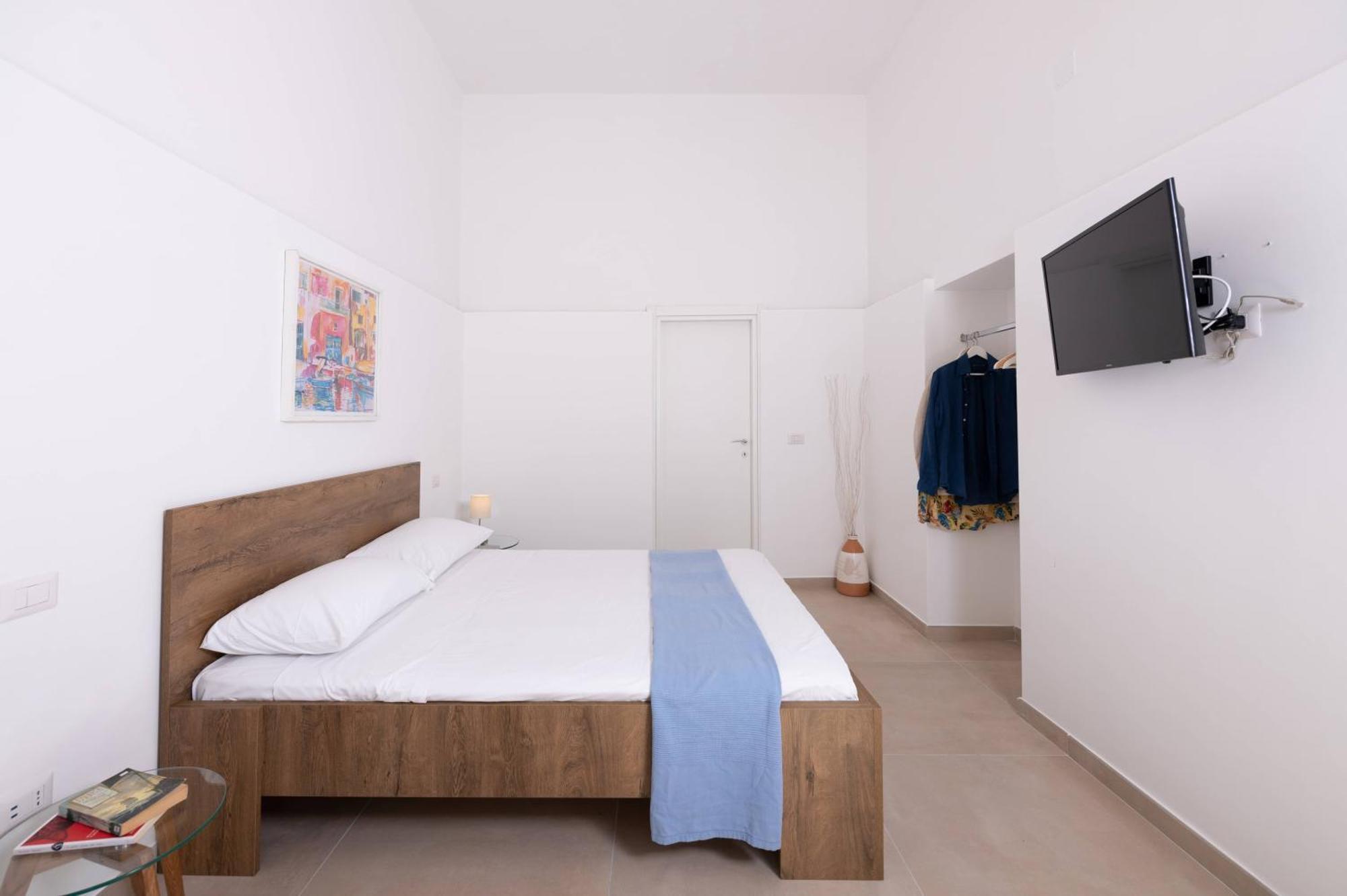 פרוסידה Gioia 13 Rooms & Apartments מראה חיצוני תמונה