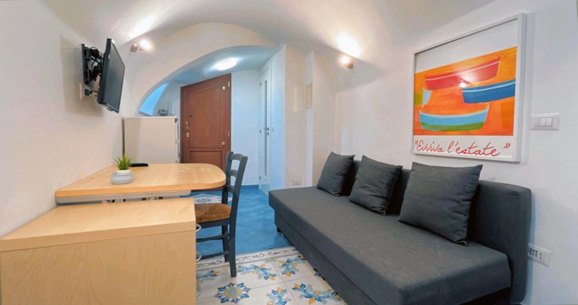 פרוסידה Gioia 13 Rooms & Apartments מראה חיצוני תמונה